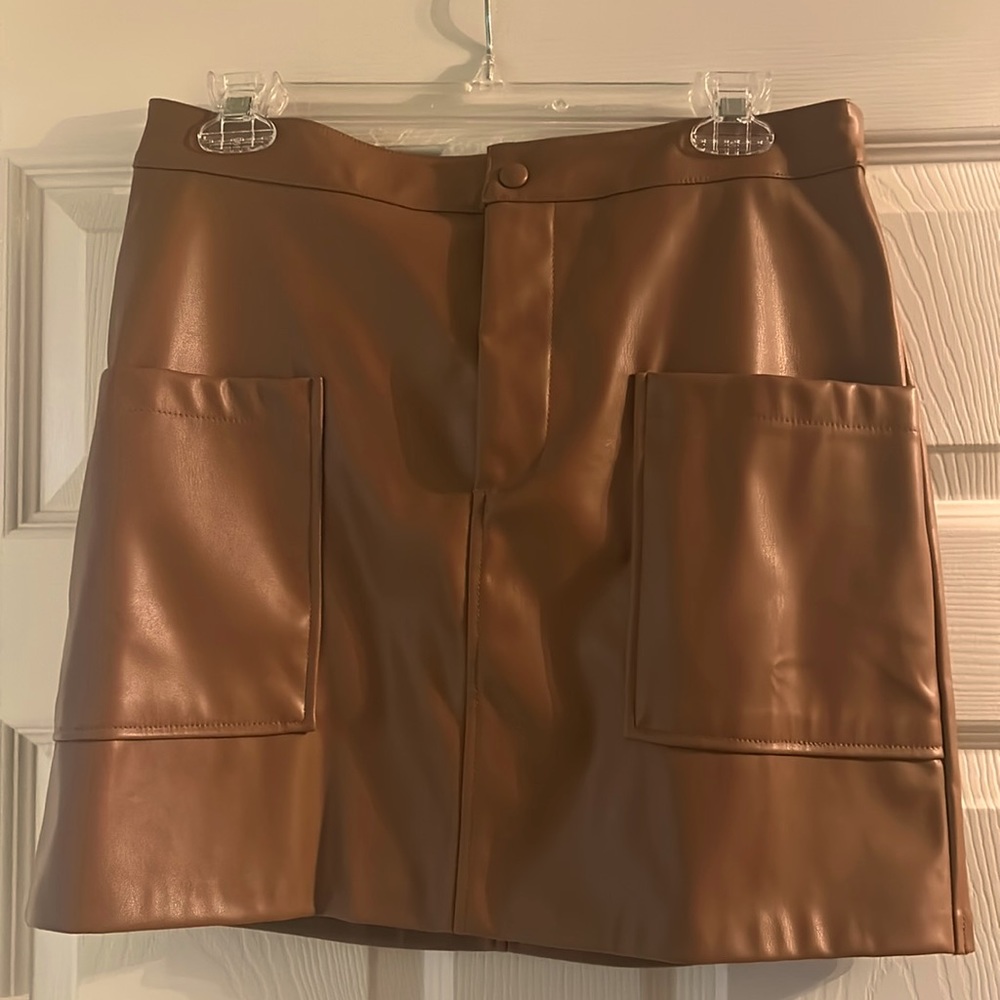 Brown BB Dakota Steve Madden brown faux mini skirt